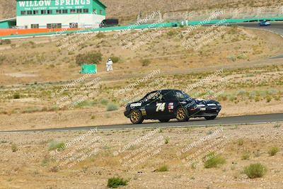 media/Jun-01-2025-CalClub SCCA (Sun) [[eae223c5dd]]/Group 5/Qualifying/